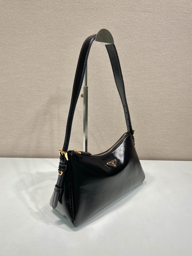 Pra*a hobo bags